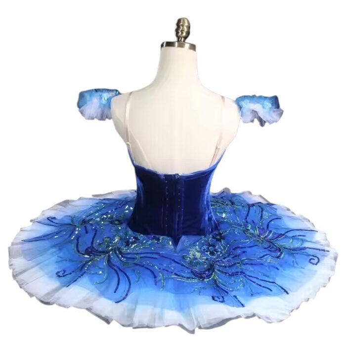 Raymonda ballet costume - Image 2